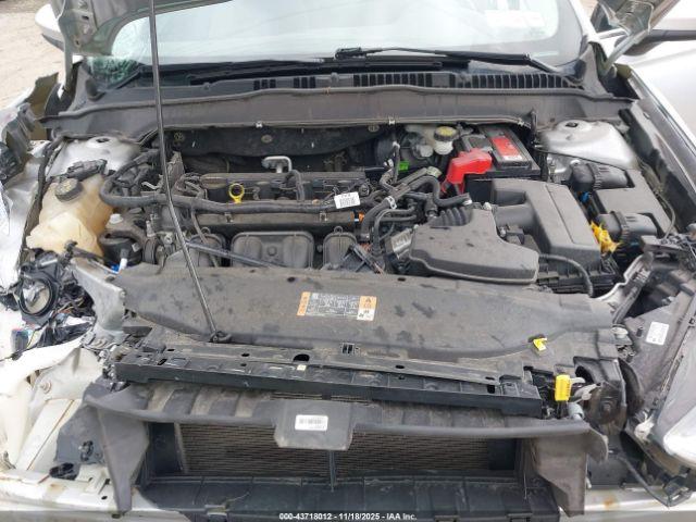 Ford Fusion S Image 15