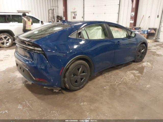 Toyota Prius Prime Se Image 8