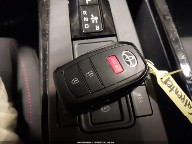 Toyota Prius Prime Se Image 7