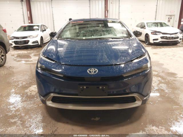 Toyota Prius Prime Se Image 10