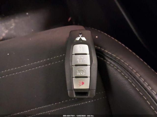 Mitsubishi Outlander Black Edition S-awc Image 11