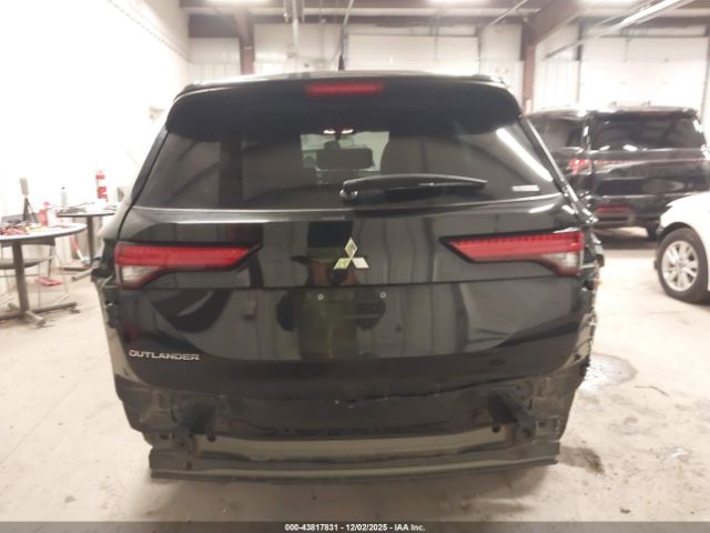 Mitsubishi Outlander Black Edition S-awc Image 16