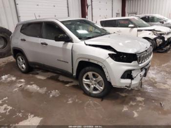  Salvage Jeep Compass