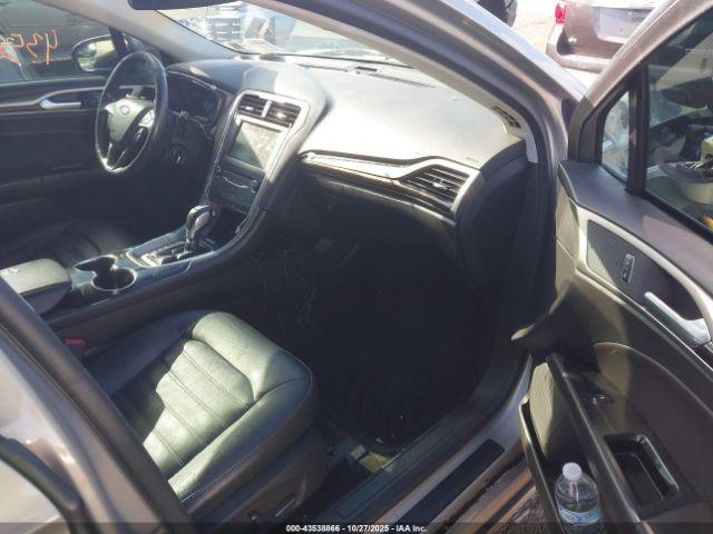 Ford Fusion Se Image 2