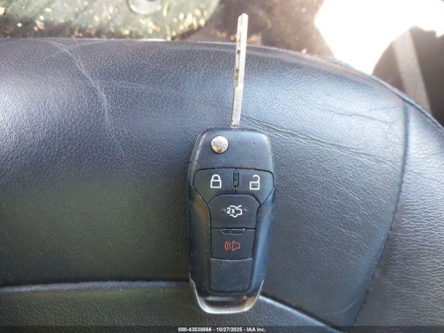 Ford Fusion Se Image 10