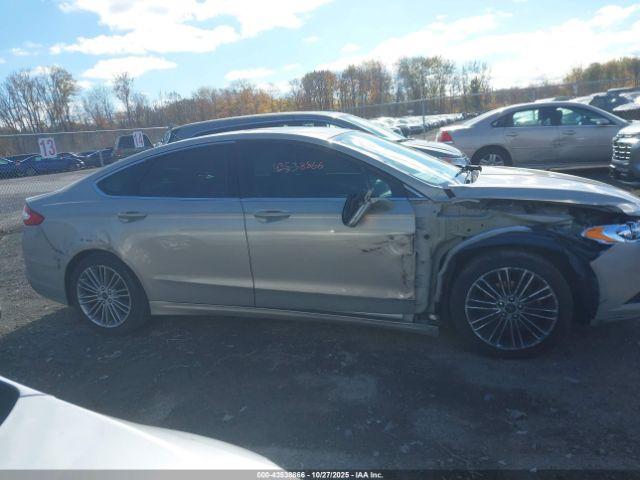 Ford Fusion Se Image 7
