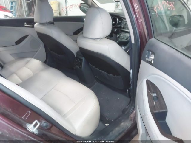 Kia Optima Ex Image 12