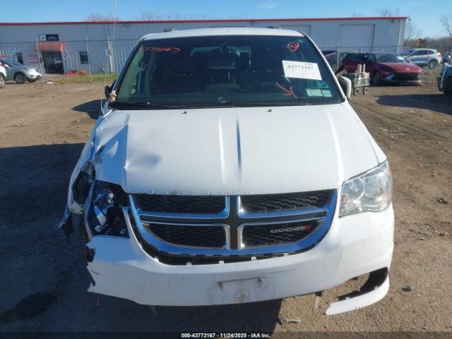 Dodge Grand Caravan Sxt Image 16