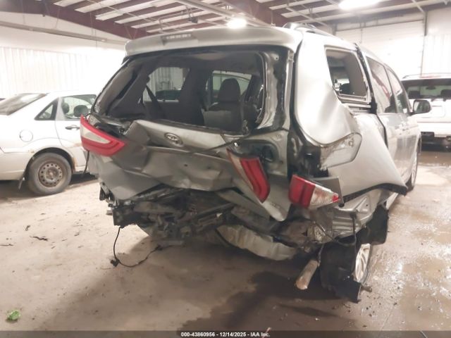 Toyota Sienna Xle Premium 8 Passenger Image 9