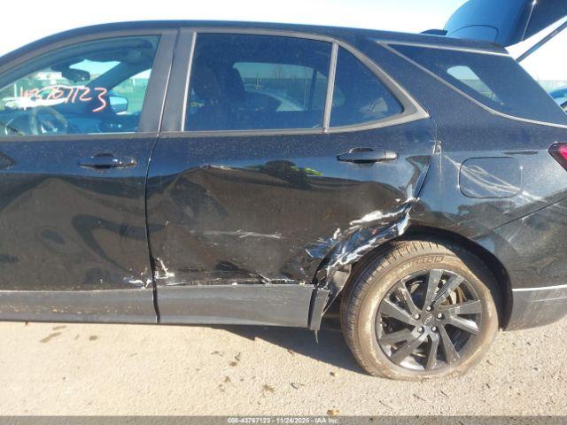 Chevrolet Equinox Awd Ls Image 13