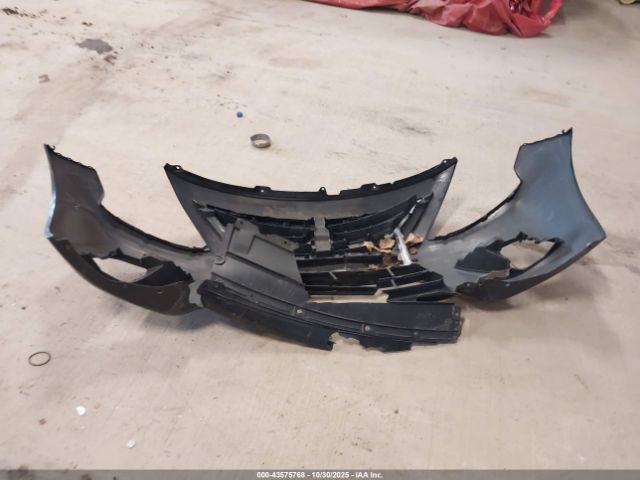 Nissan Versa 1.6 Sv Image 4