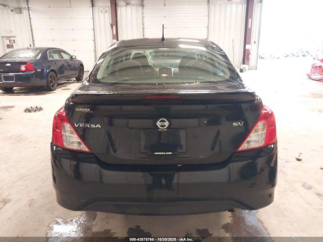 Nissan Versa 1.6 Sv Image 12