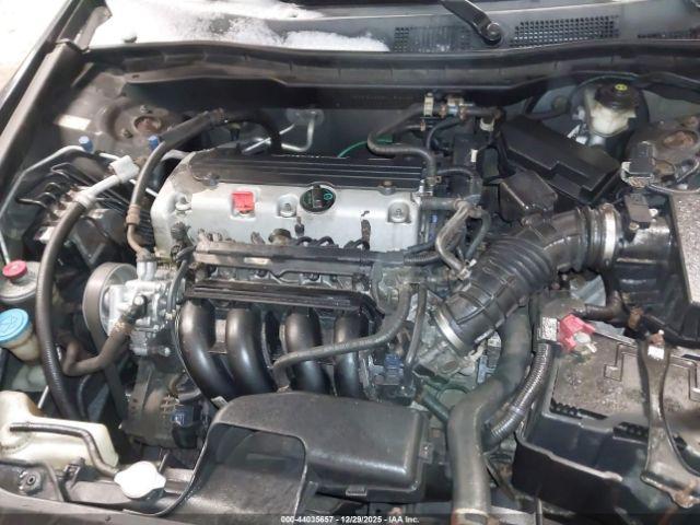 Honda Accord 2.4 Lx Image 8