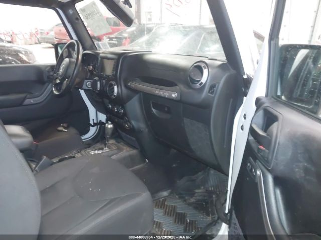 Jeep Wrangler Sport Image 15