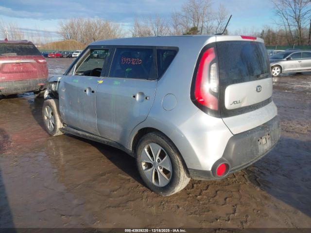 Kia Soul Image 16