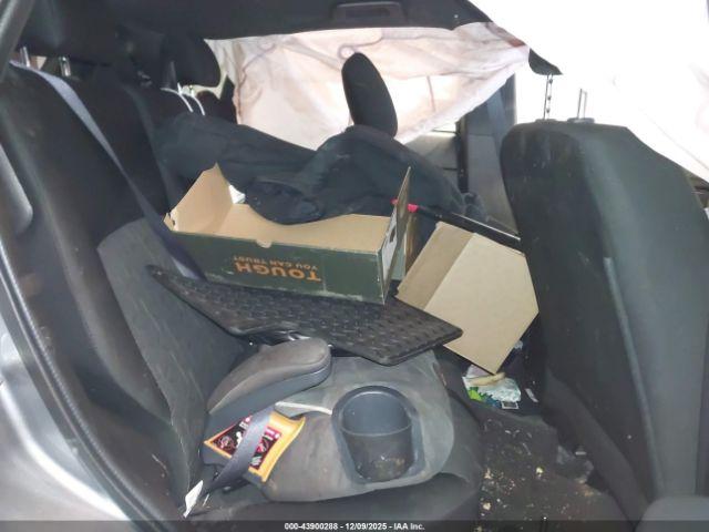 Mitsubishi Outlander 2.0 Trail Edition Awc Image 9