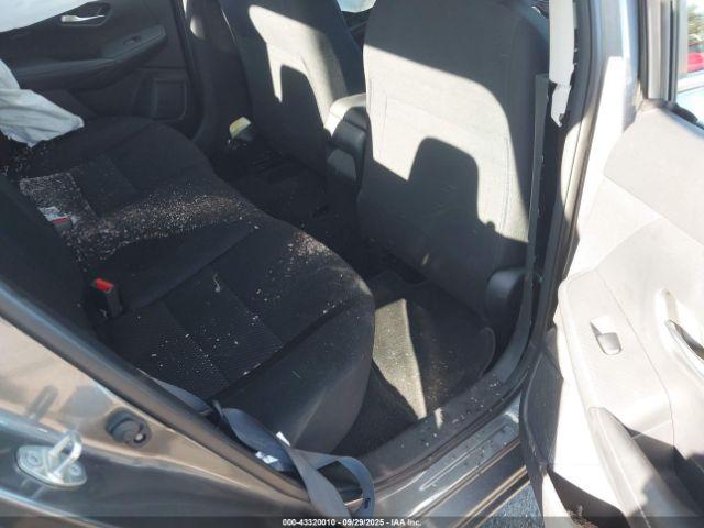 Nissan Sentra S Xtronic Cvt Image 8