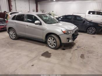  Salvage Mitsubishi Outlander