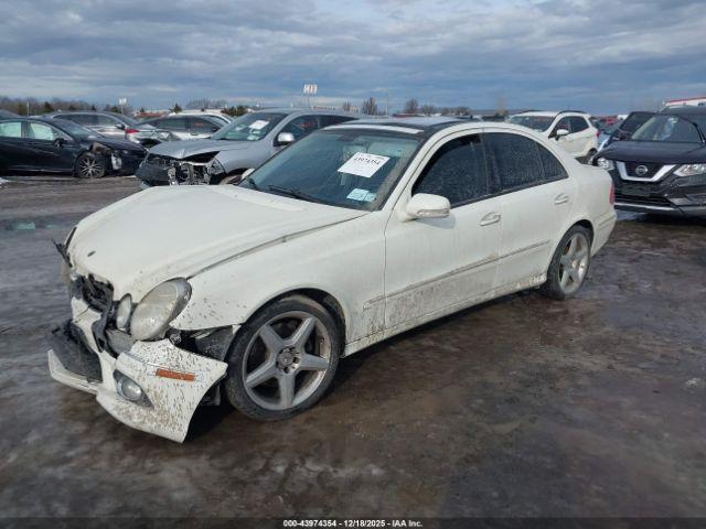 Mercedes-Benz E-Class 4matic Image 14