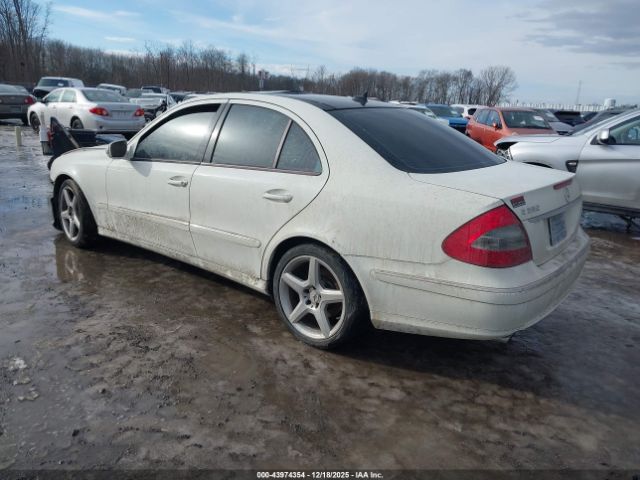 Mercedes-Benz E-Class 4matic Image 13