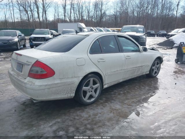Mercedes-Benz E-Class 4matic Image 16