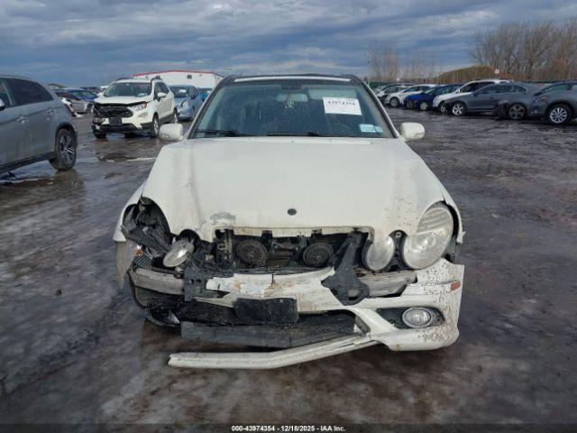 Mercedes-Benz E-Class 4matic Image 5