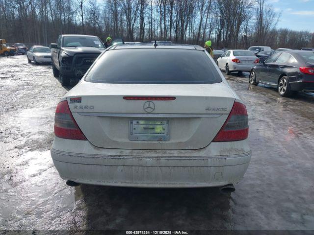 Mercedes-Benz E-Class 4matic Image 6