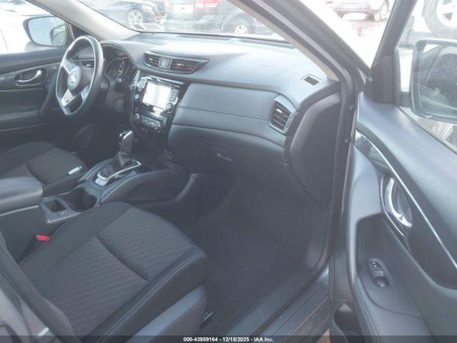 Nissan Rogue Sv Image 6