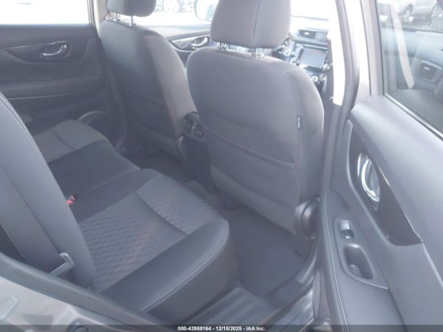 Nissan Rogue Sv Image 7