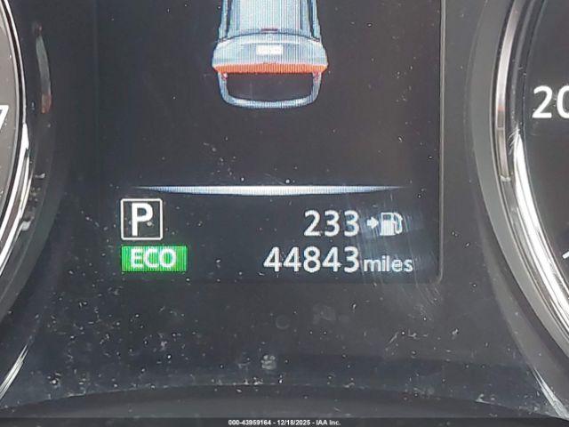 Nissan Rogue Sv Image 12