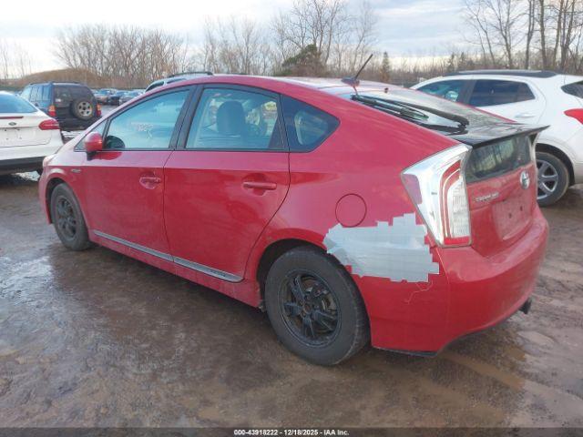 Toyota Prius Four Image 6