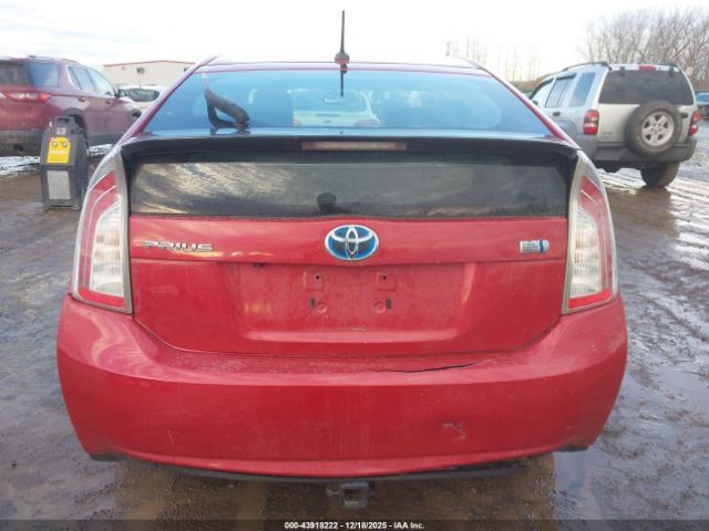 Toyota Prius Four Image 16