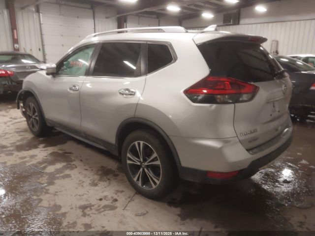 Nissan Rogue Sv Intelligent Awd Image 2