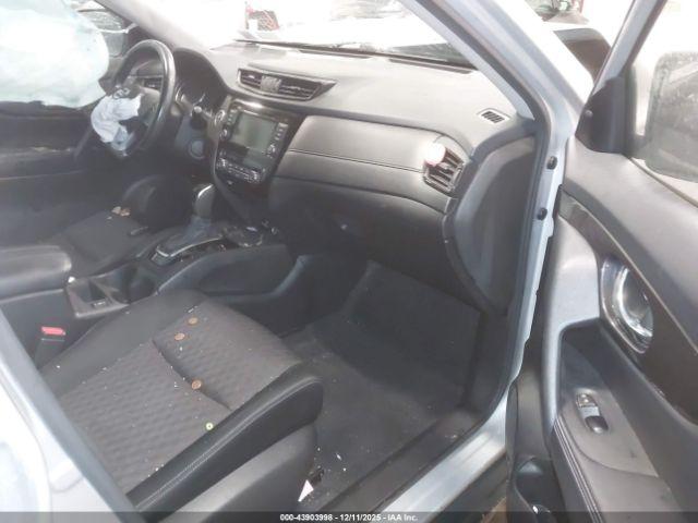 Nissan Rogue Sv Intelligent Awd Image 13