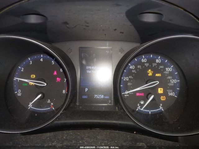 Toyota C-HR Xle Image 14