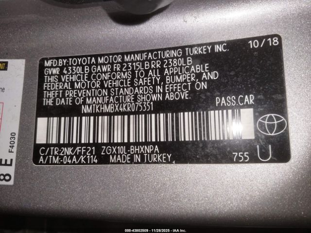 Toyota C-HR Xle Image 6