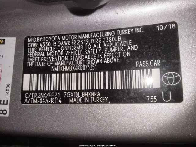 Toyota C-HR Xle Image 6