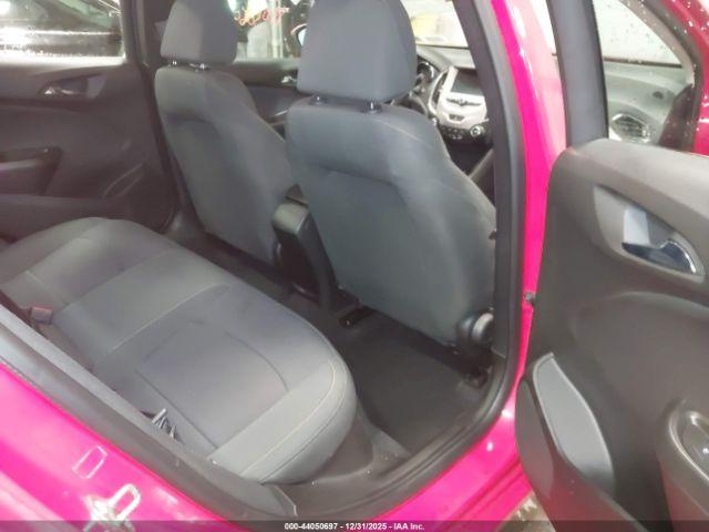 Chevrolet Cruze Ls Auto Image 8