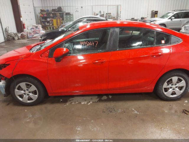 Chevrolet Cruze Ls Auto Image 12