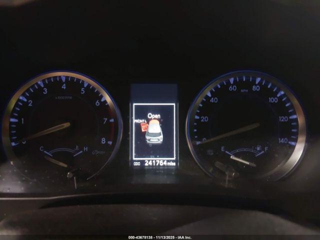 Toyota Highlander Limited V6 Image 18