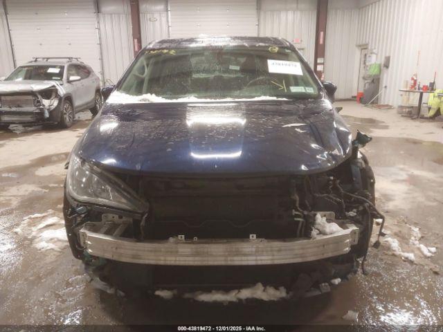 Chrysler Pacifica Touring Plus Image 16