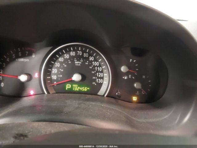 Kia Sedona Lx Image 4