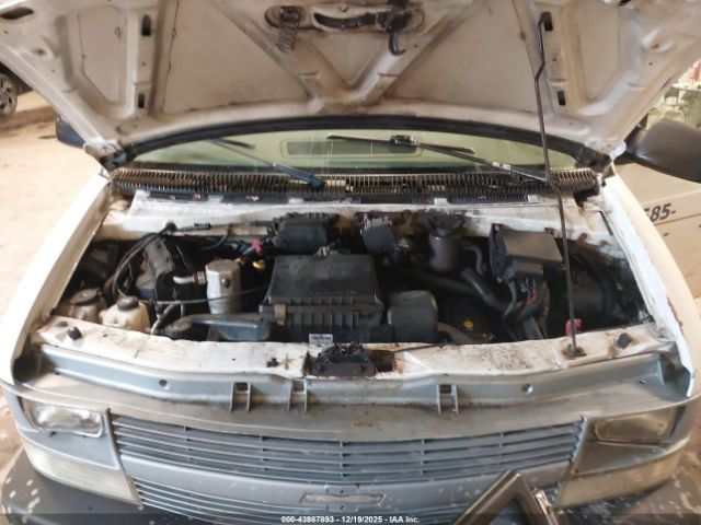 Chevrolet Astro Image 5