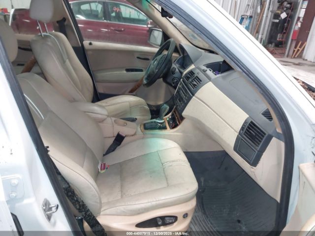 BMW X Series 3.0i Image 3