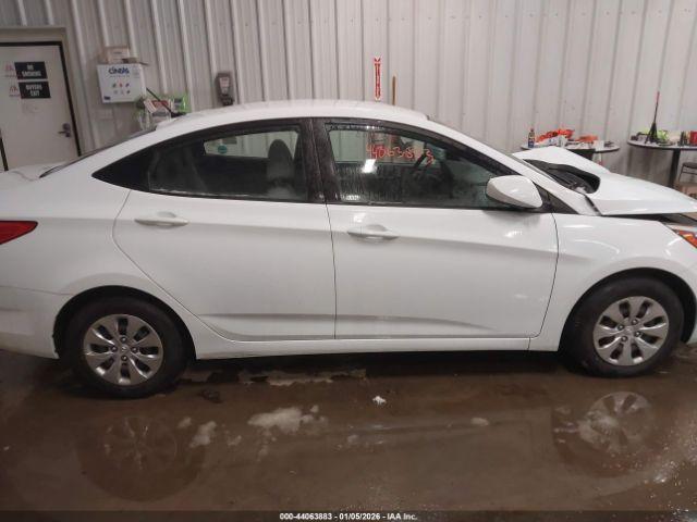 Hyundai ACCENT Se Image 2