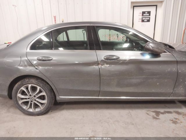 Mercedes-Benz C-Class 4matic Image 9