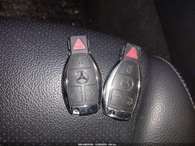 Mercedes-Benz C-Class 4matic Image 14