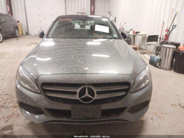 Mercedes-Benz C-Class 4matic Image 16