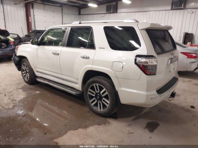 Toyota 4Runner Limited Image 4