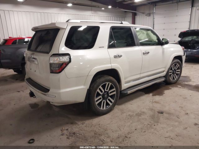Toyota 4Runner Limited Image 12